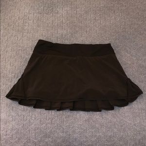 LuLu Lemon pacesetter skirt size 6